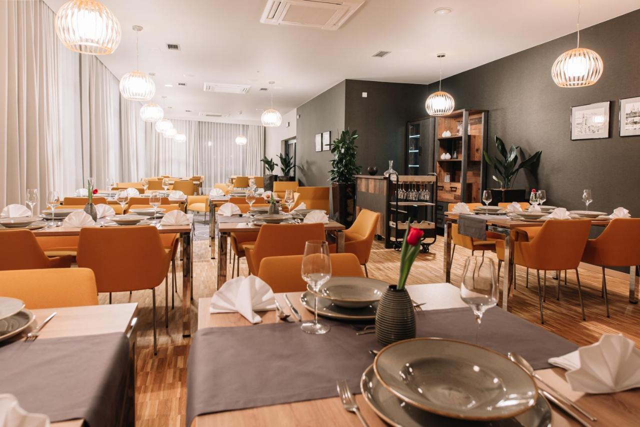 Krowodrza Centrum Konferencyjno - Hotelowe Kraków Exteriör bild